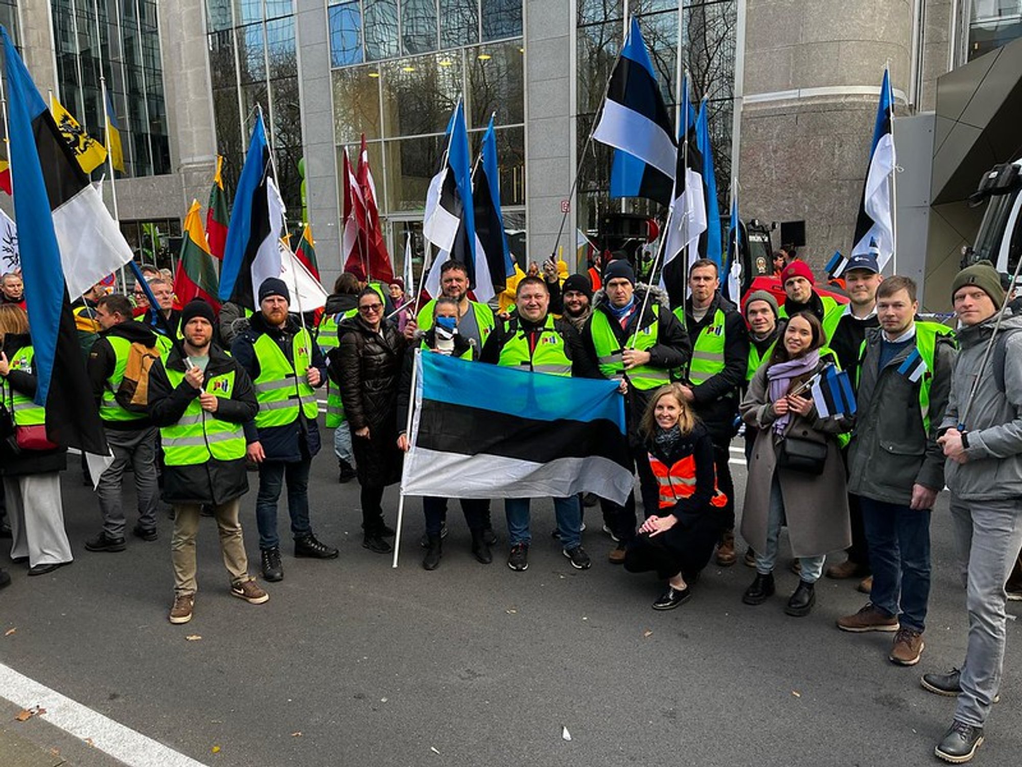 Eesti põllumehed käisid Brüsselis protestimas: „Euroopa põllumajandus on jõudnud murdepunkti“