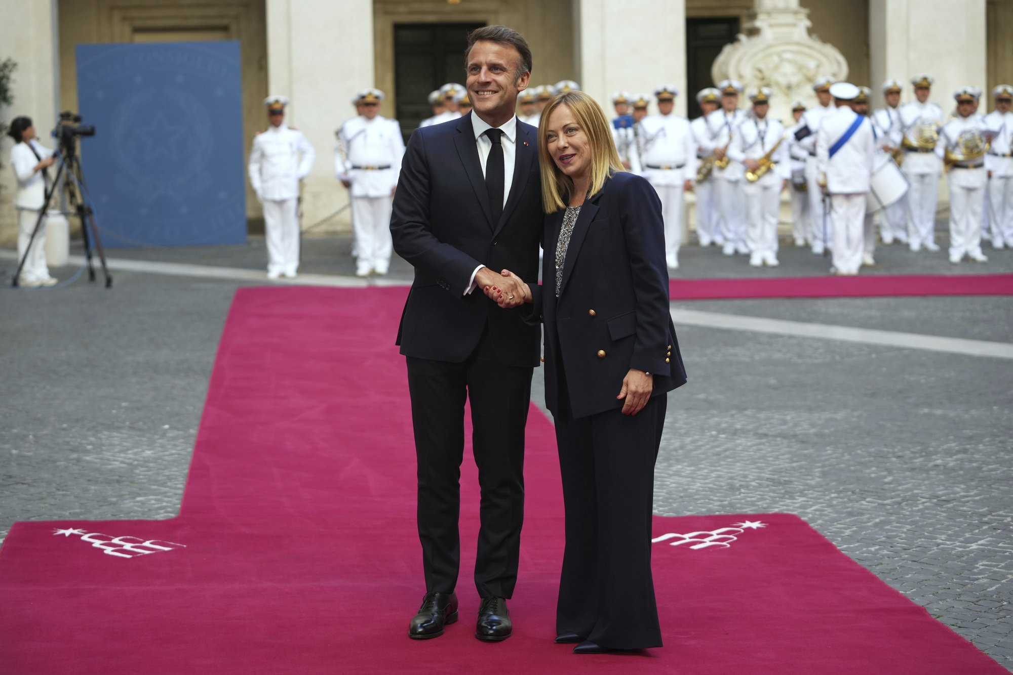 FT: Venemaa külmutatud varade kasutamise tapsid Meloni ja Macron