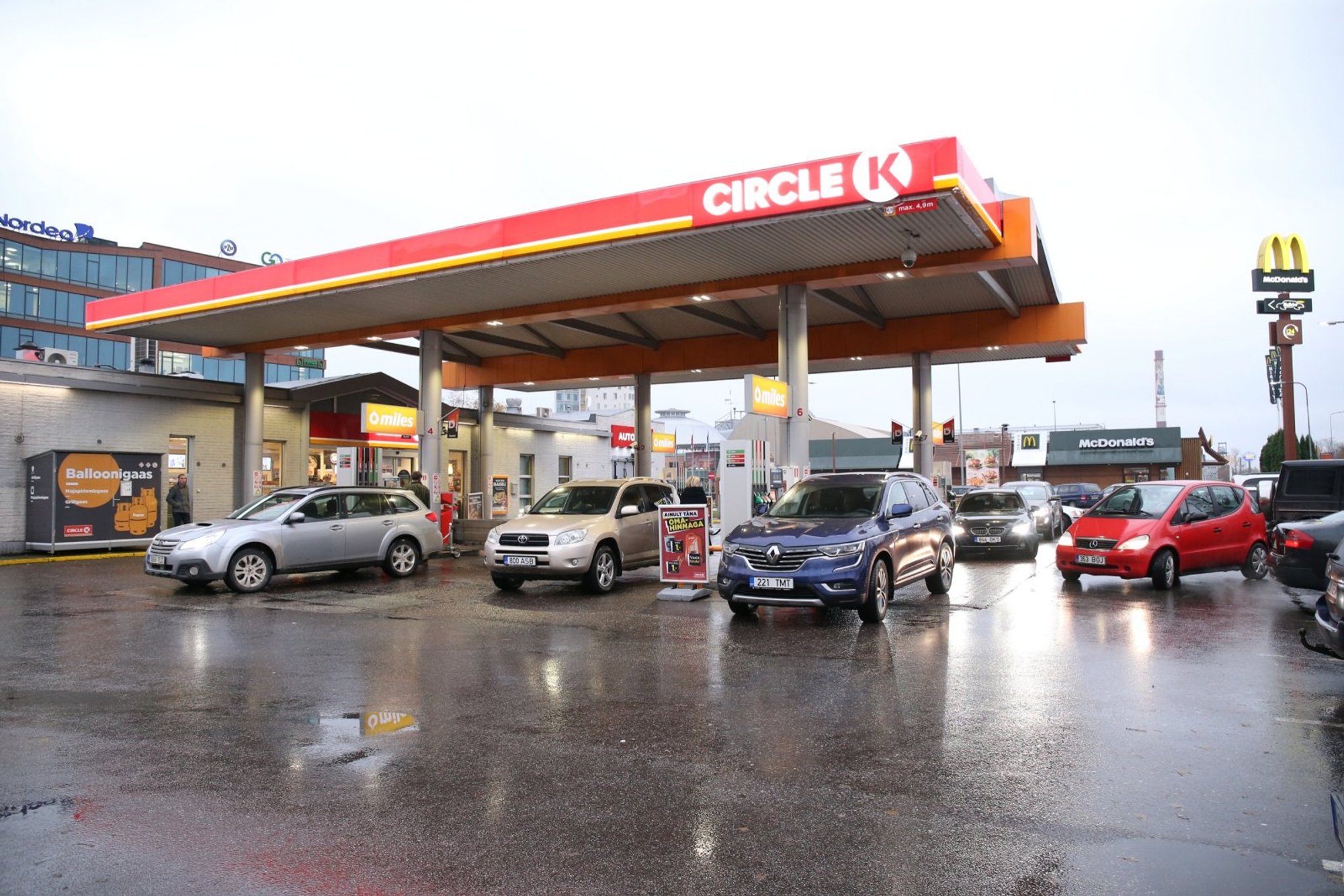 Tankimise revolutsioon ebaõnnestus: Circle K lõpetab numbrimärgiga maksmise teenuse