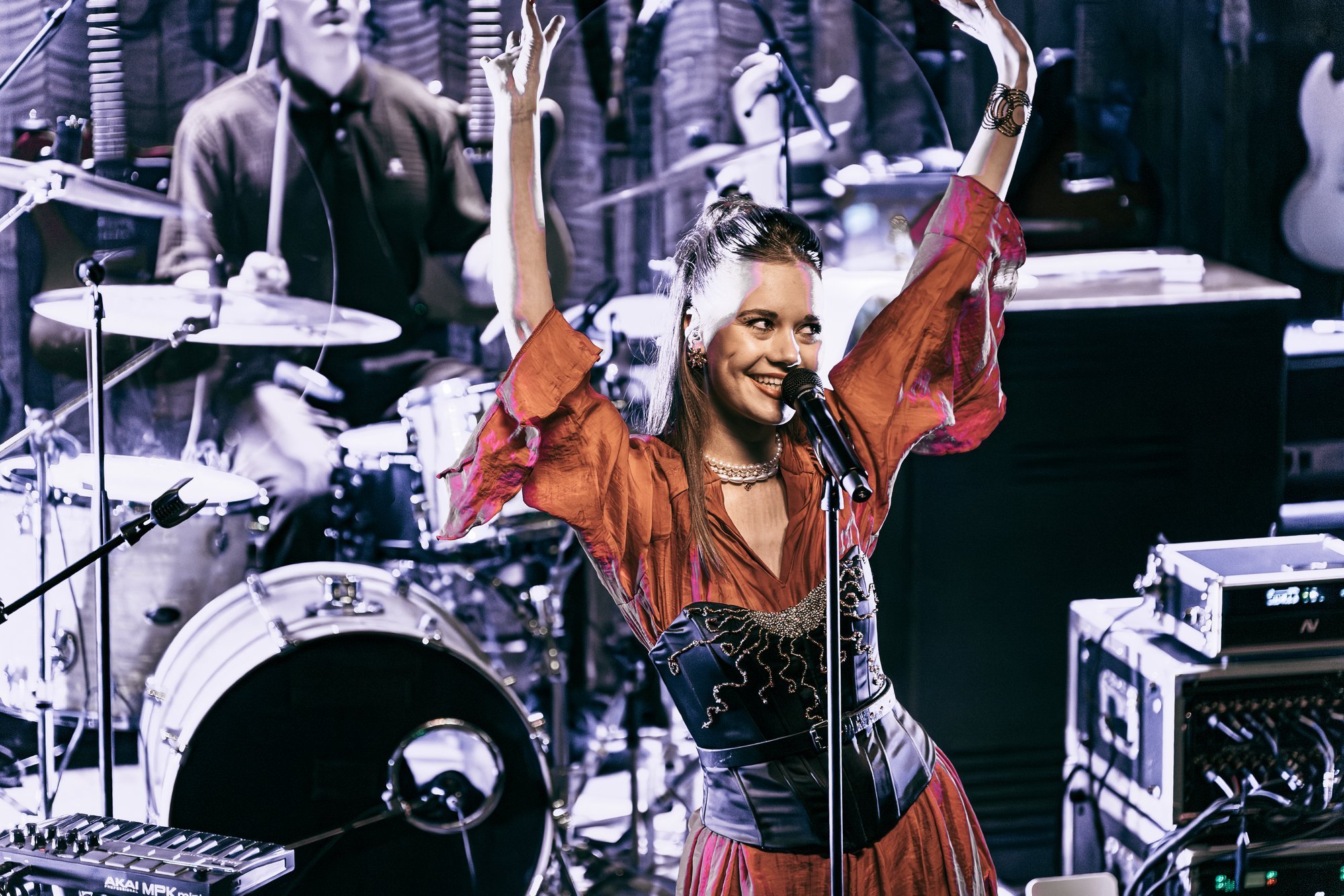 FOTOD | Ansambel Rute esitles debüütalbumit „Lover“ meeleoluka kontserdiga