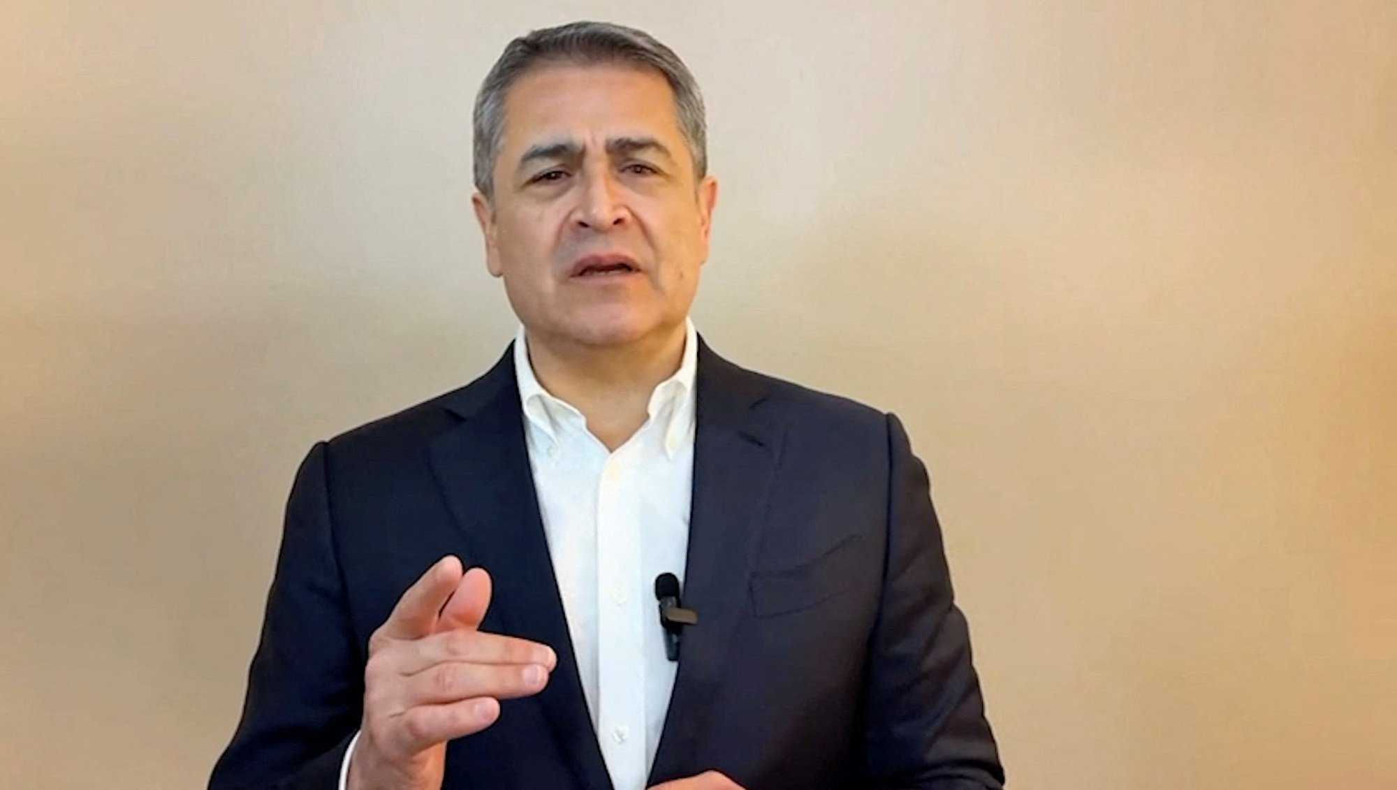 Honduras tahab Trumpilt armu saanud narkoärikast ekspresidenti taas vahistada