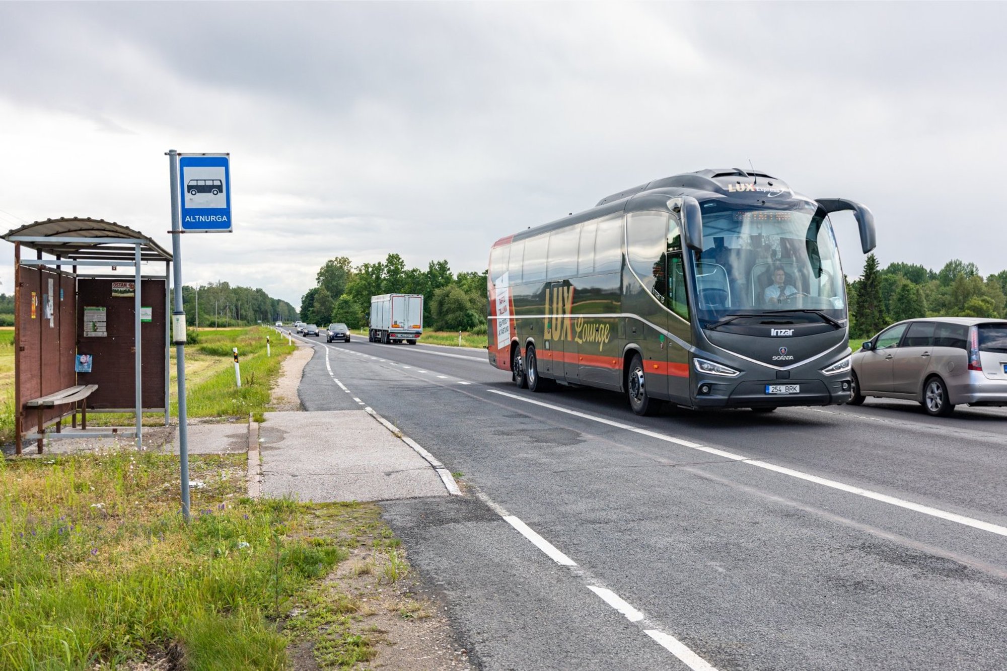 Go Busi 300 maakonnabussi käivituvad alkolukuga, Lux Express eelistab teist lahendust