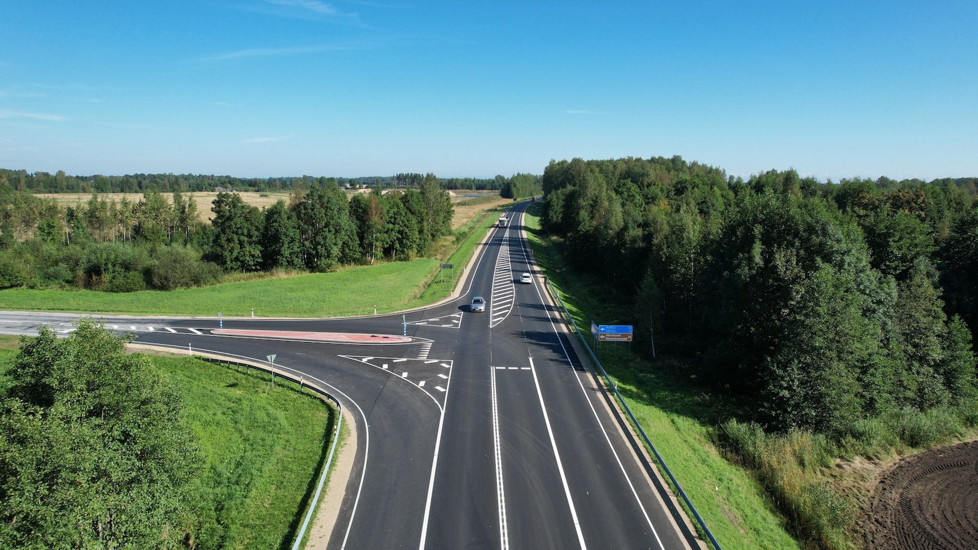 Vaata edetabelit! Selgusid Eesti kõige siledamad tänavu ehitatud teed