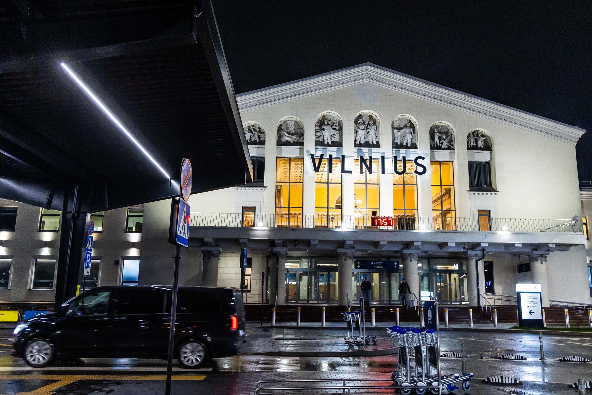 Lennundusekspert Vilniuse õhupallidest: kui selline materjal satub mootorisse, on tagajärjed traagilised