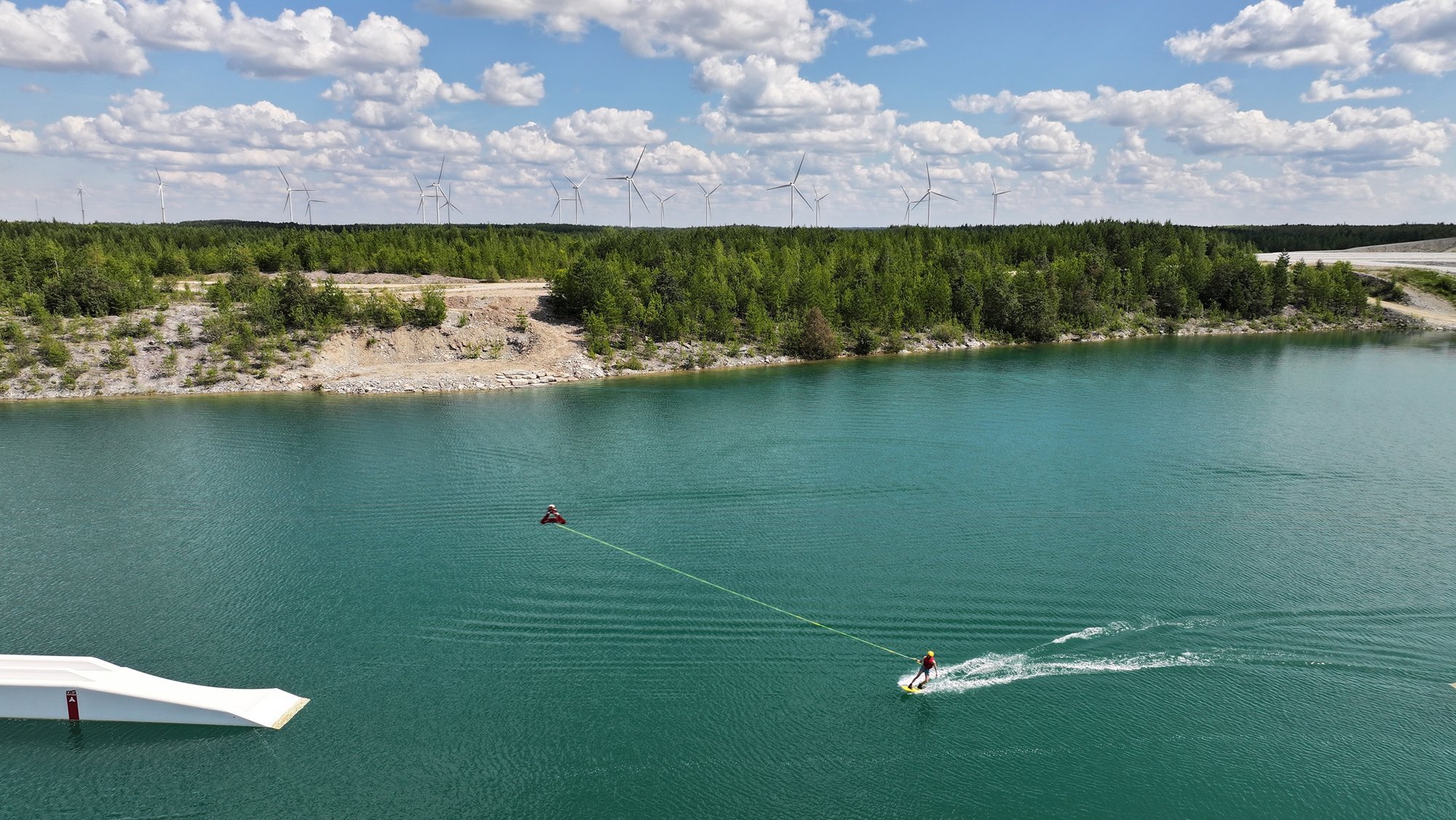 Algas enampakkumine Aidu tootmismaadele