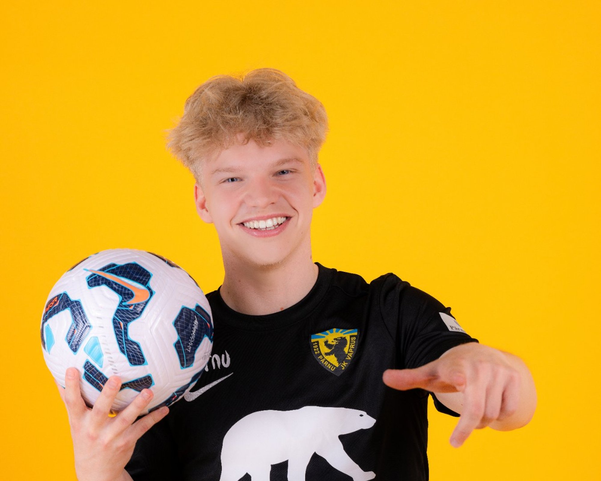 Pärnu Vaprus ostis Flora jalgpalluri Tristan Pajo