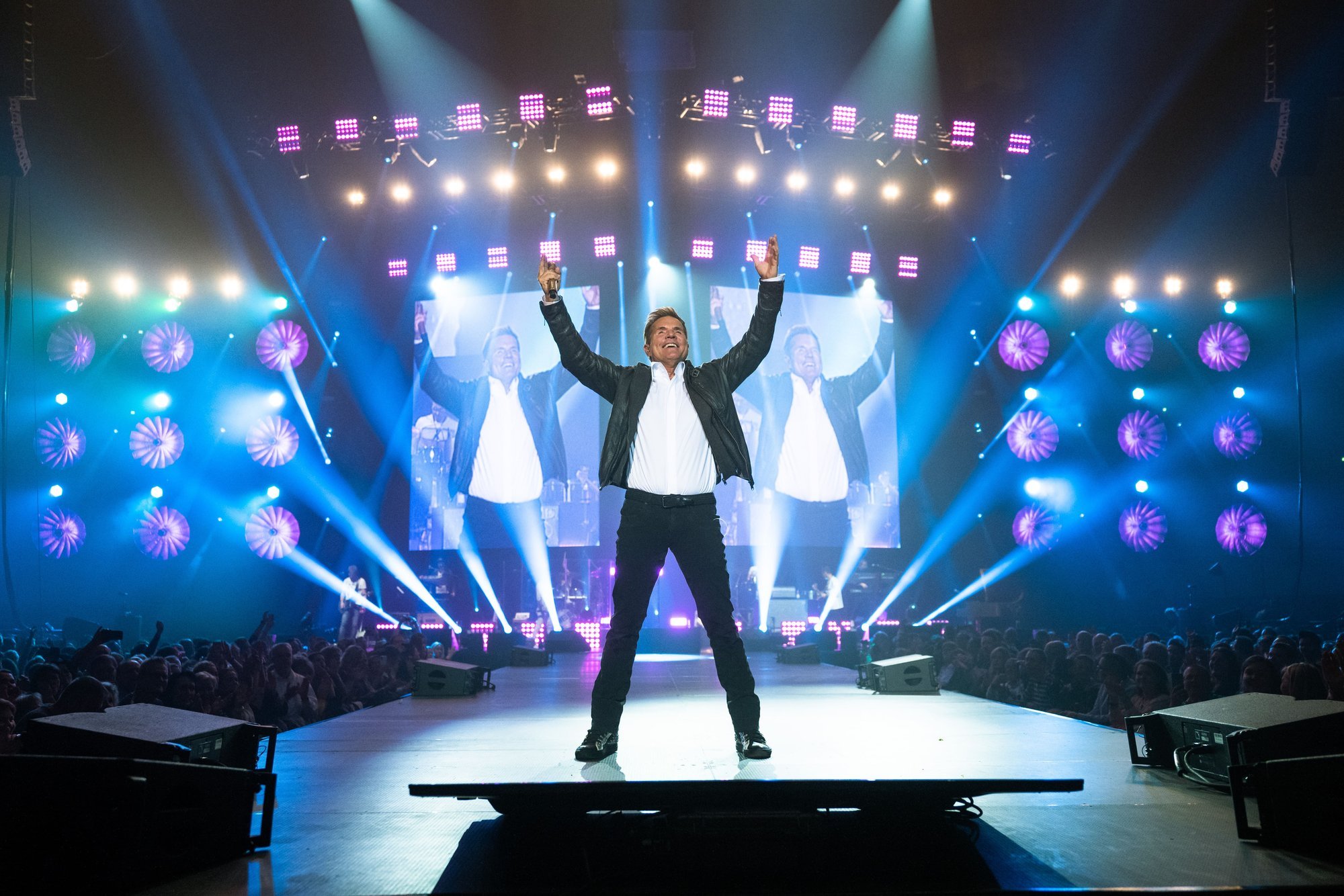 Teine peaesineja teada! Retrobestil hullutab teiste seas rahvast Modern Talkingu ja Blue Systemi hitimeister Dieter Bohlen