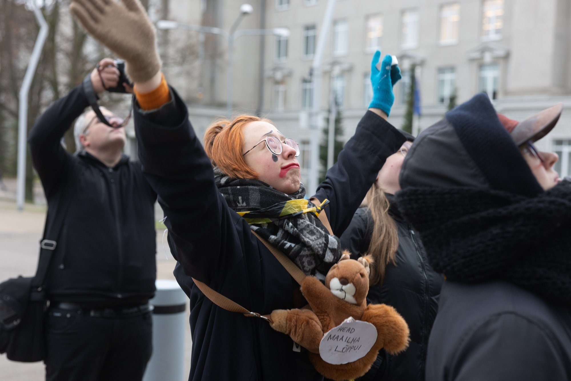 VIDEO | Noored looduskaitsjad protestisid mootorsaega metsade intensiivse majandamise vastu