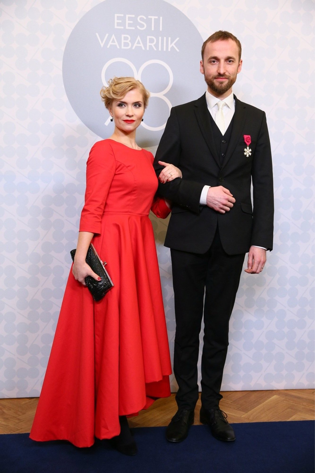 KLÕPSUD | Märt ja Liis-Katrin Avandi tähistasid ühiselt jõule koos oma uute kaaslastega