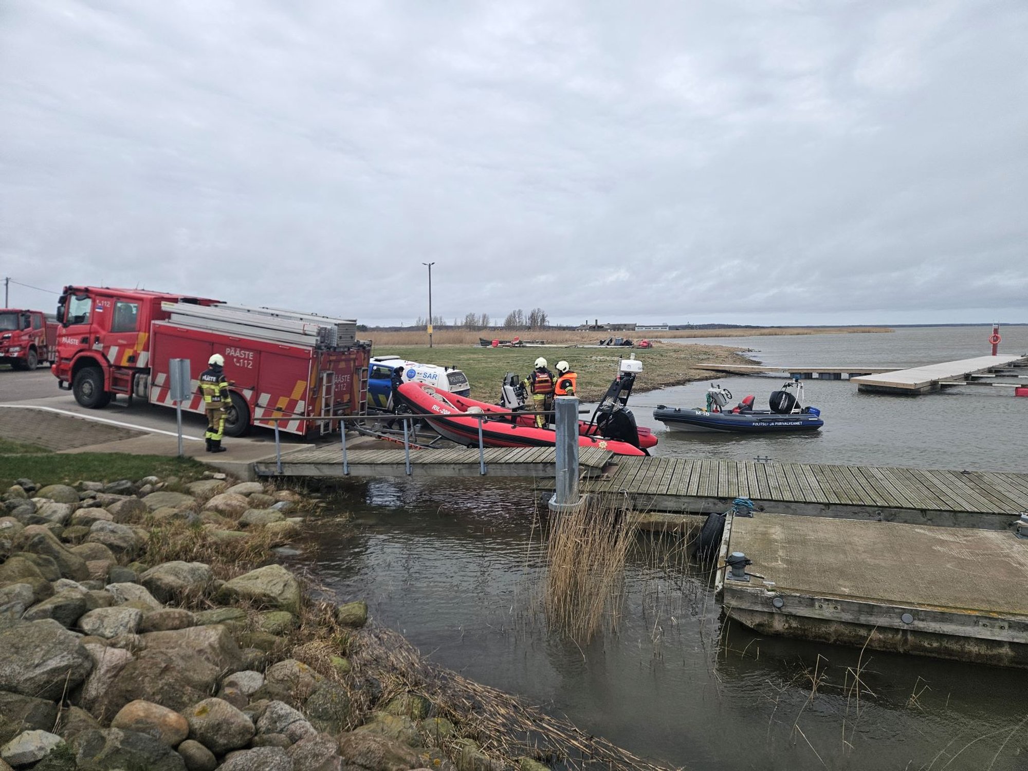 Manija juhtumi tagamaad. Lähedasi jahipüssiga ähvardanud mehelt võeti ära ka õhkrelv, lisaks uuritakse süütamist