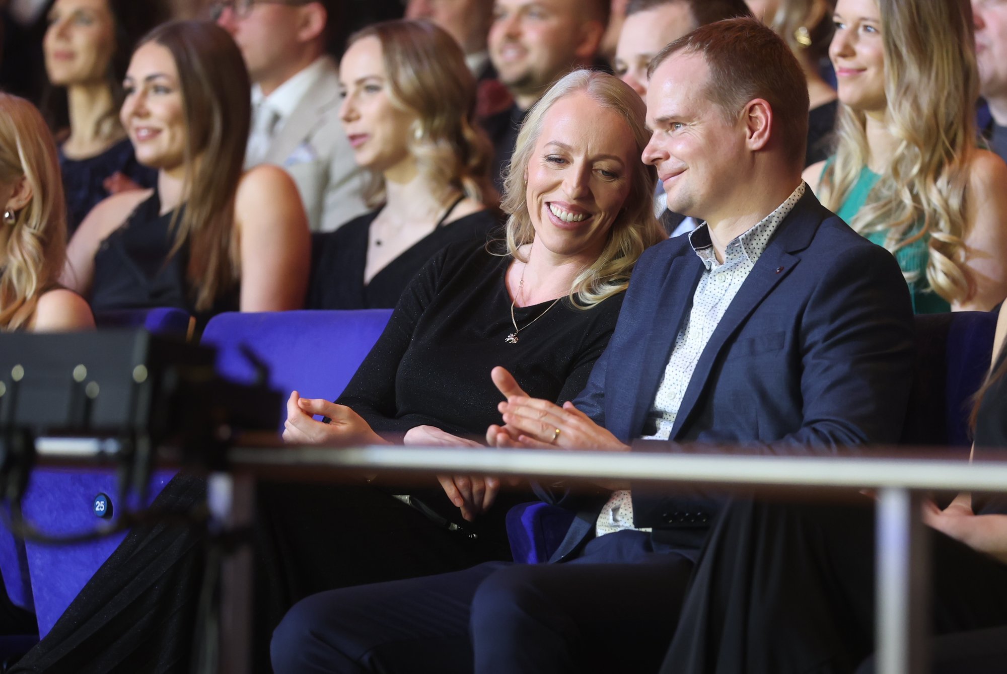 FOTOD | Lapseootel Nelli Differt väisas pidulikku galat koos abikaasaga