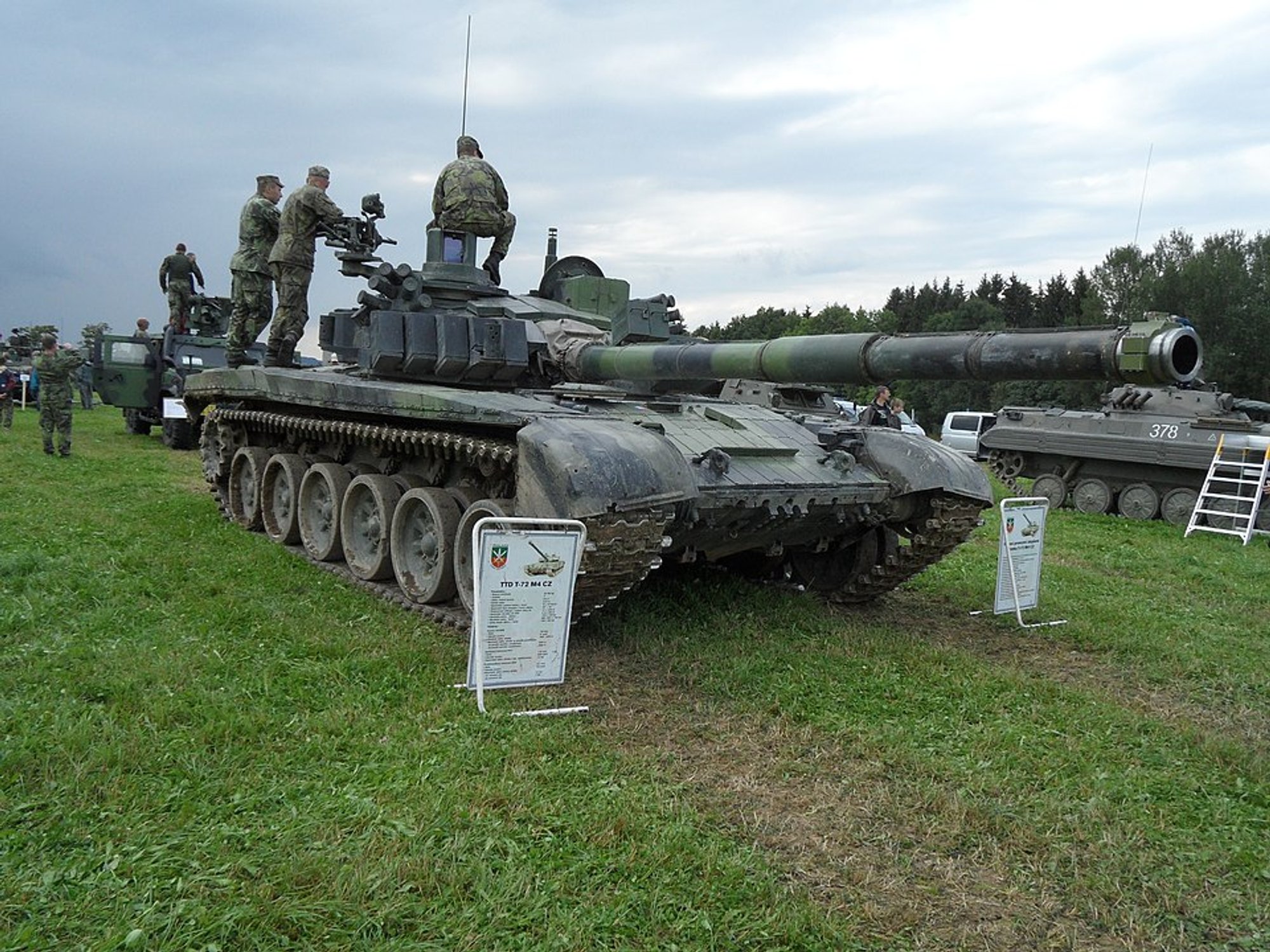 Ukraina pidi saama Euroopa kõige moodsamad nõukogude tankid. Aga siis hakkasid juhtuma kummalised lood