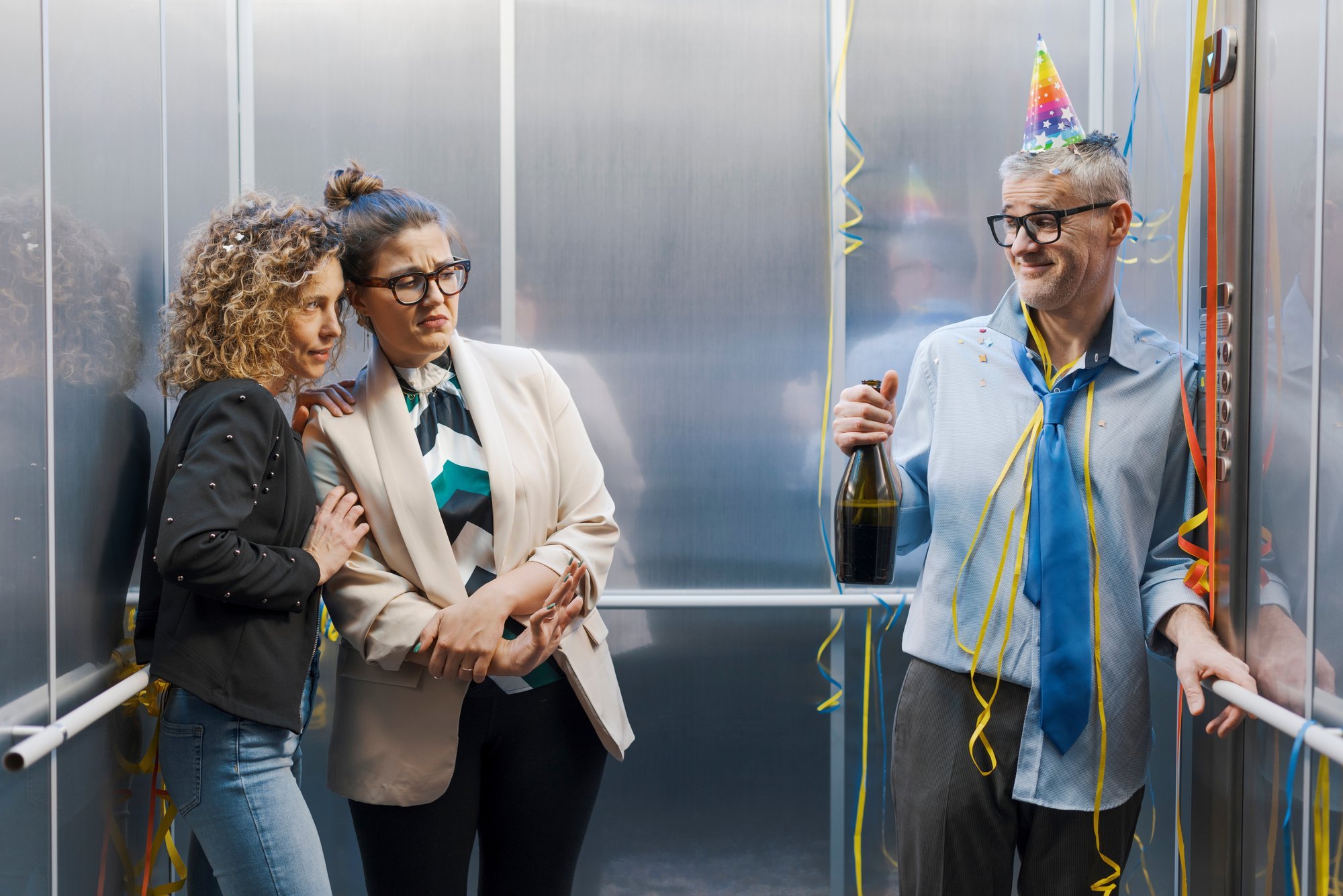 Mis juhtub, kui olla muidu alkoholiga mõõdukas, kuid vahel harva napsuga kõvasti liialdada? Eksperdid kommenteerivad