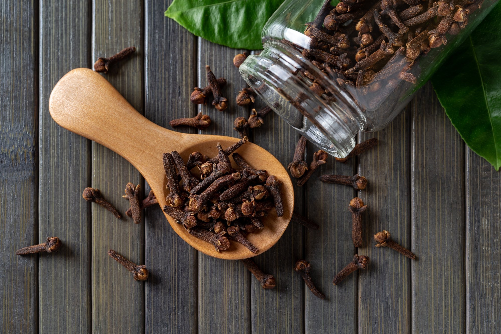 Nelk on detsembris au sees! Õhuline nelk muudab toidud aromaatseks, aga lisaks vaigistab valu ja värskendab hingeõhku