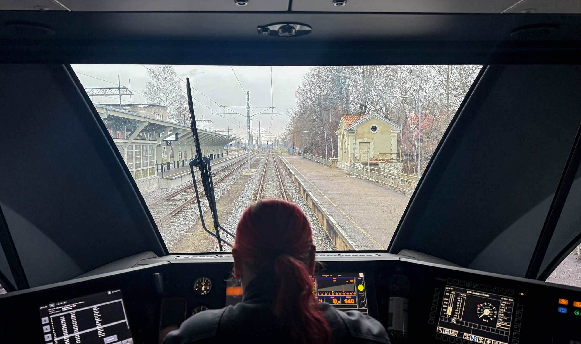 Mis tunne on olla rongijuht? Ootamatuteks olukordadeks peab kogu aeg valmis olema