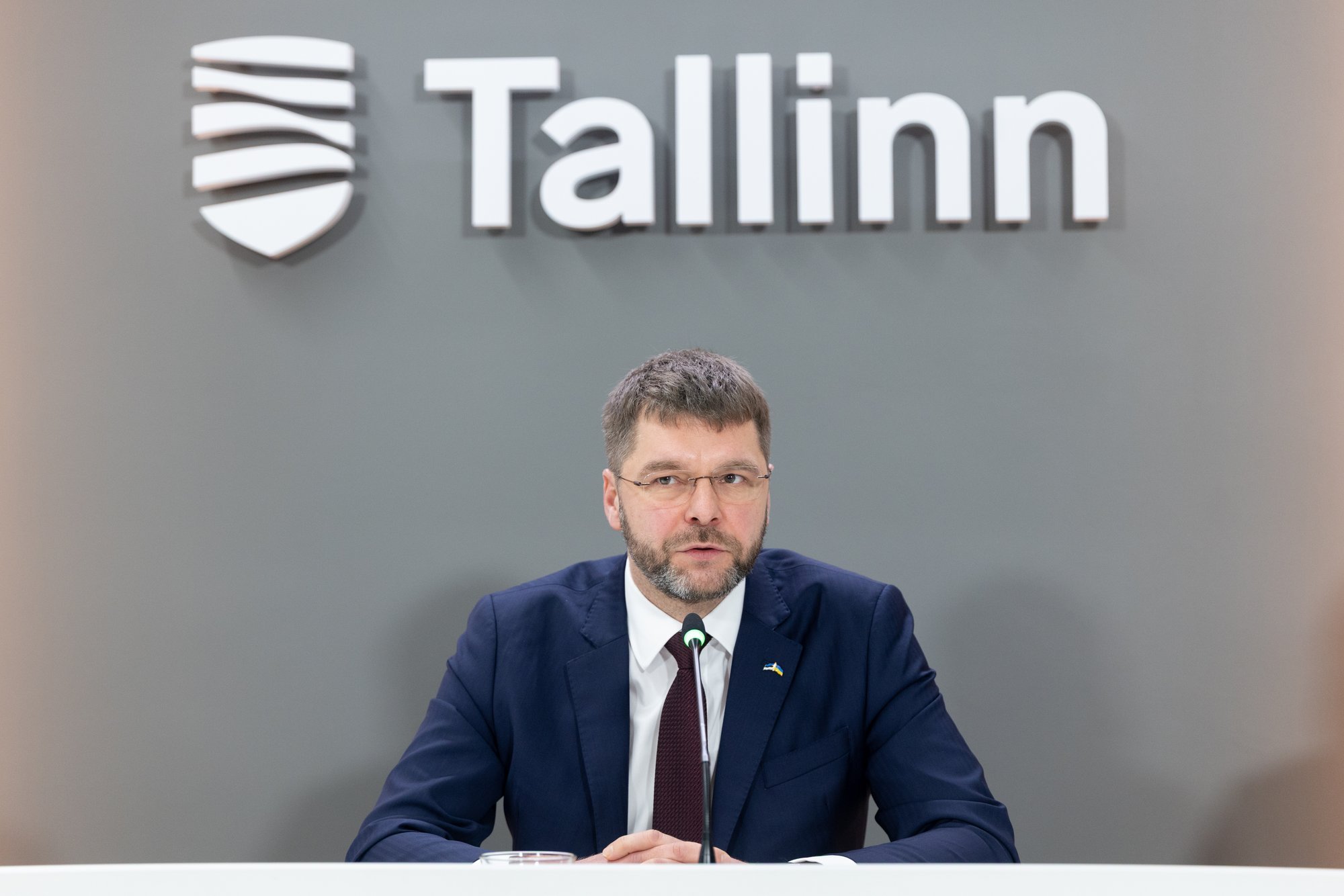 Ossinovski juhitud linnavalitsuse nõunikud lahkusid ametist priskete preemiatega. Kahel juhul oli summa 8000 euro ligi