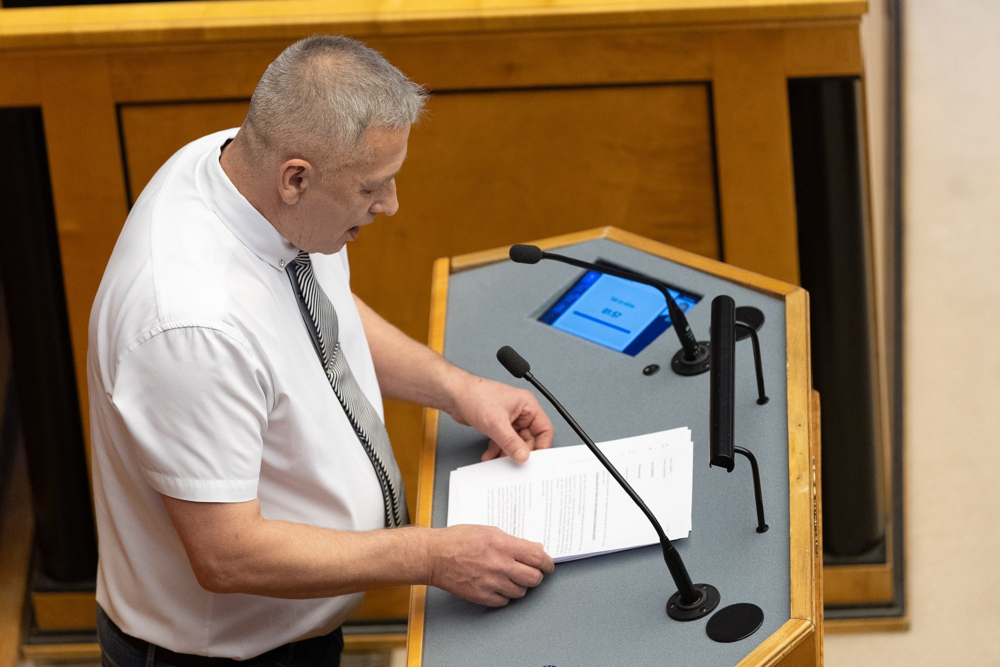 Nõusolekuseadus läbis riigikogus esimese lugemise. Juttu tuli nii sugutungist kui ka lõvidest