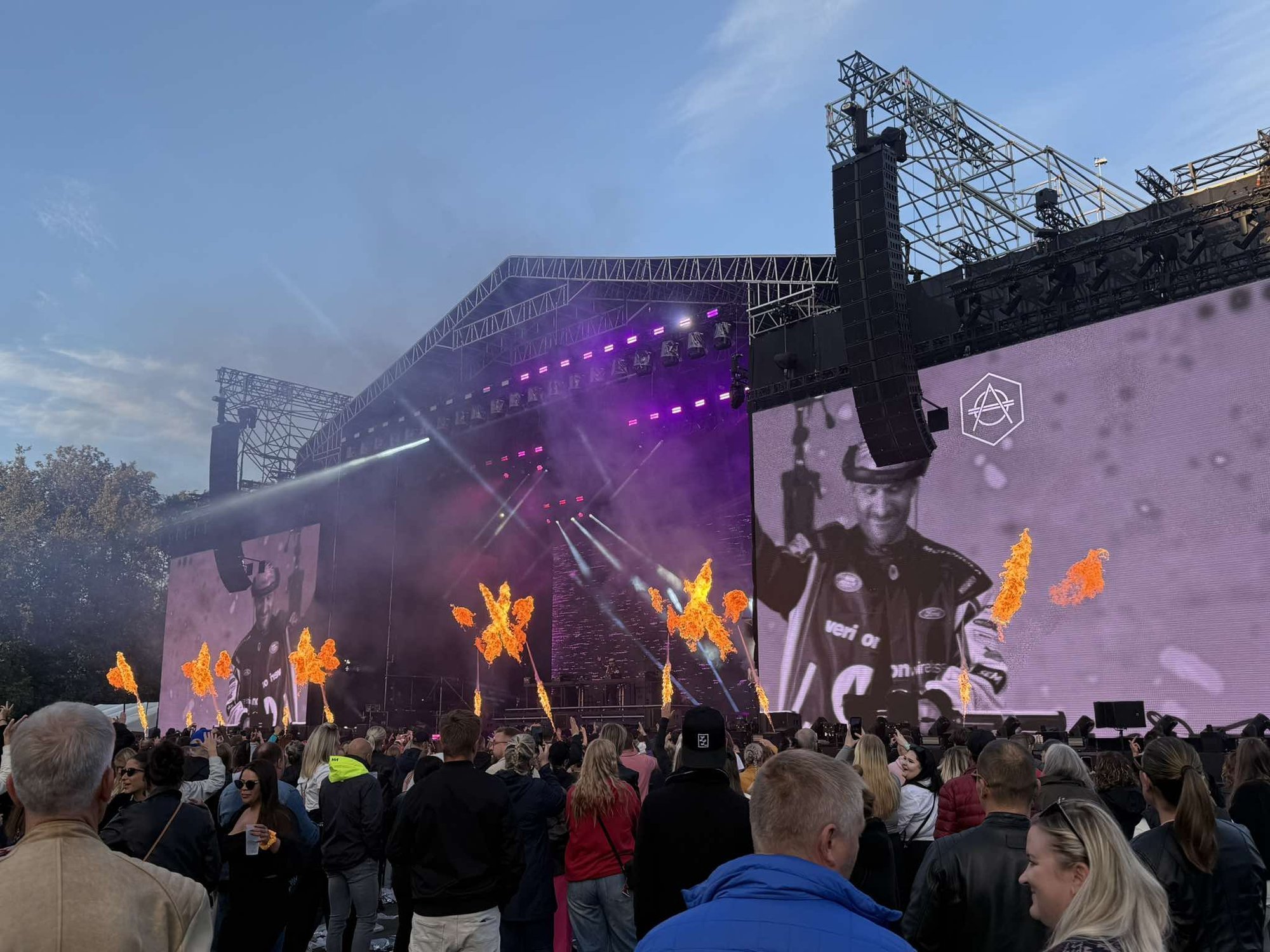 Mitu kuud vaikust. Suvel Tallinnas toimuval Moments Festivalil ülesastuvate artistide kohta pole siiani infot