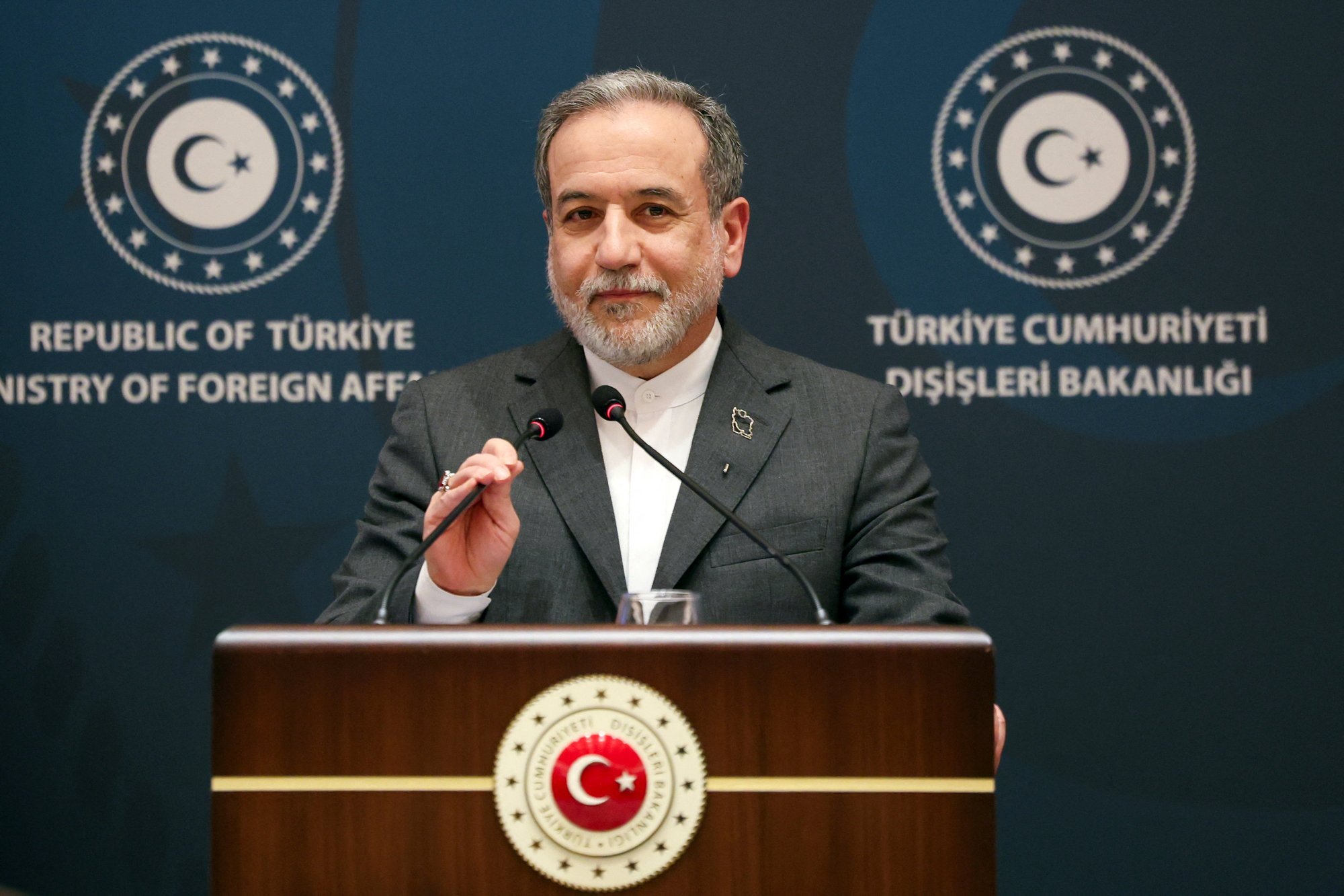 Iraan on valmis USA-ga läbirääkimisteks, kuid mitte riigi kaitsevõimekuse üle