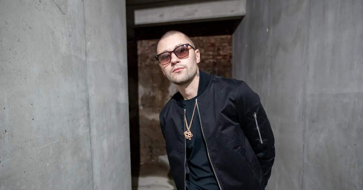 KLÕPS ⟩ Räppar Arop tegi ootamatu karjääripöörde: loodan pojale näidata, millega mees hakkama saab, kui ta vaid tahab