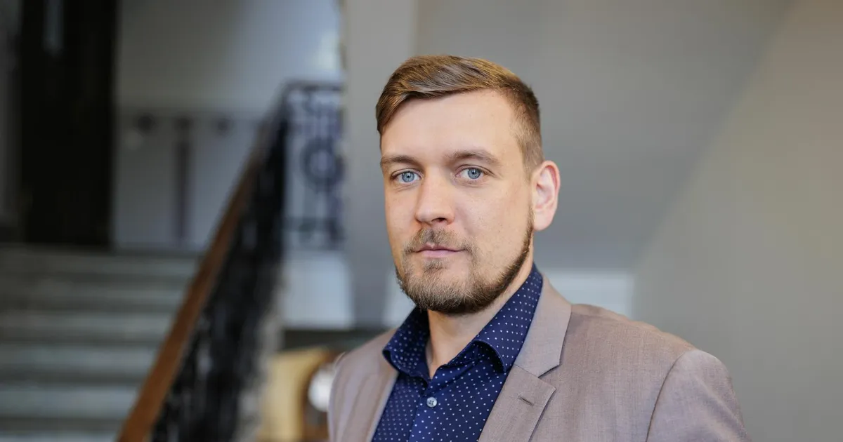 INGAR DUBOLAZOV ⟩ Erasektor tuli riigile appi. Miks koheldakse neid gümnasiste nüüd ebaõiglaselt?