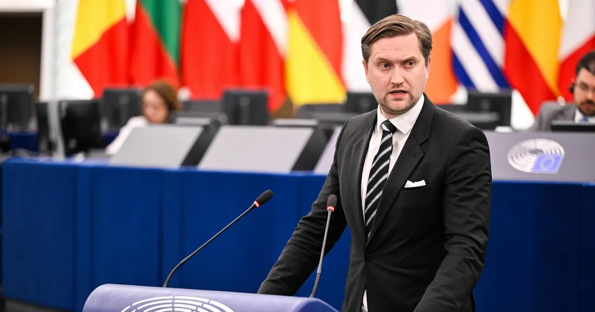 JAAK MADISON ⟩ Mögiseme vähem! Meie «ekspertide» lasteaiajutud jäägu liivakasti