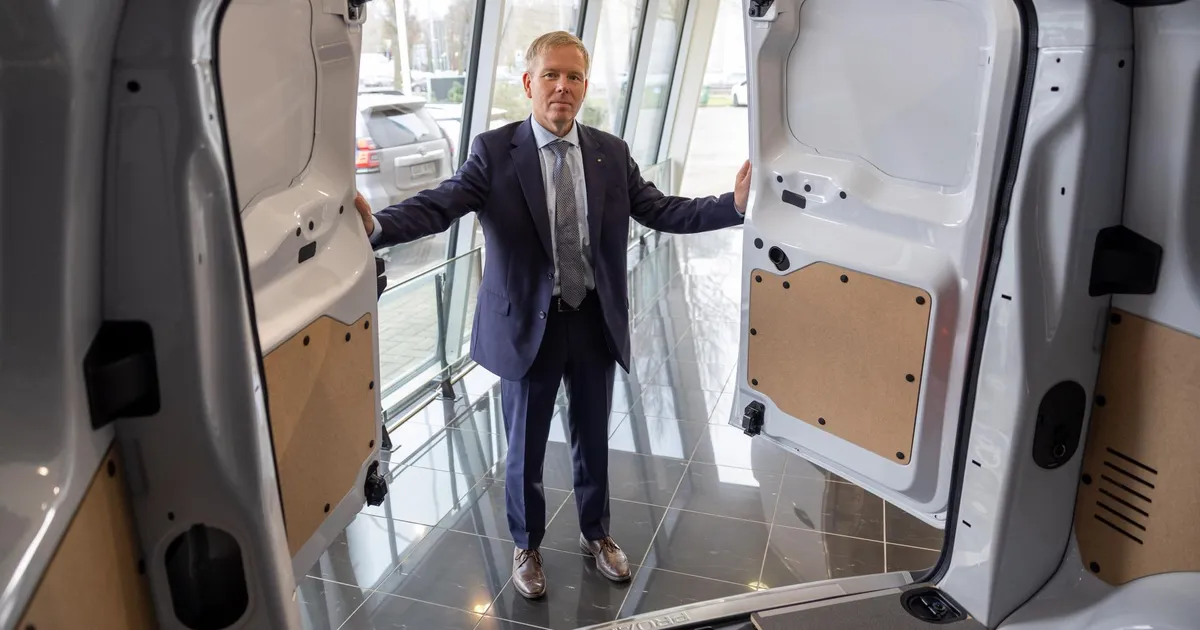 Ekspert: autoturg langes aasta lõpus järsult