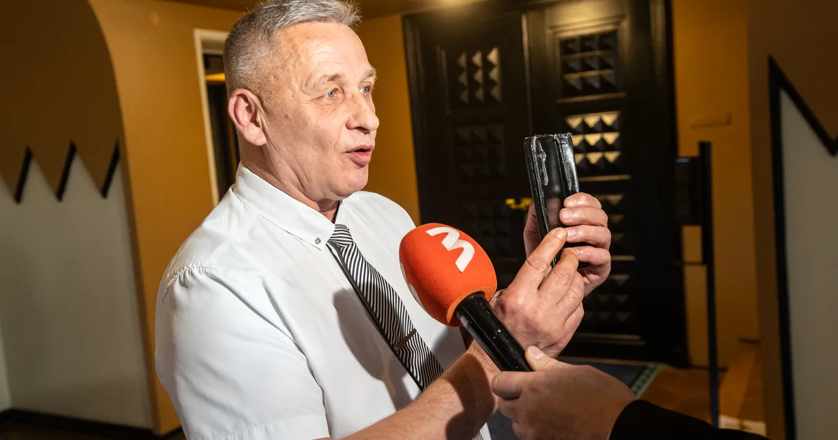 FOTOD ⟩ Prokuratuur esitas riigikogu liikmele Kalle Grünthalile süüdistuse