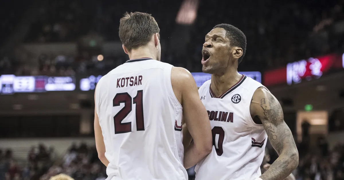 Valitsev Euroliiga meister palkas Kotsariga koos USA ülikoolis lammutanud mängumehe