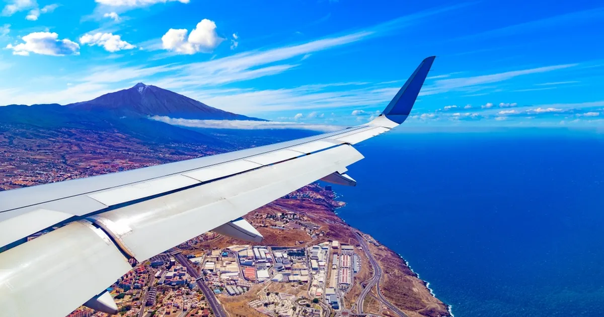 KAS TEADSID? ⟩ Piloot paljastab põhjuse, miks lennukis tuleb stardi ja maandumise ajal aknakatted üles tõsta