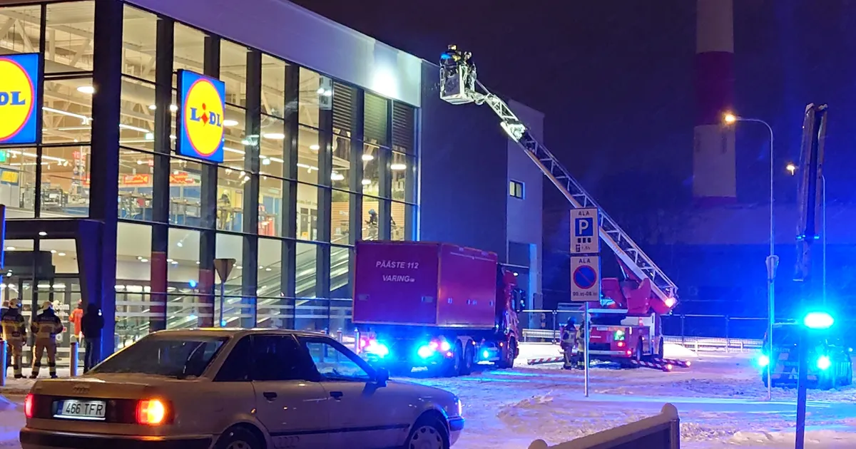 FOTOD JA VIDEO ⟩ Päästjad reageerisid Mustamäe Lidlis tekkinud ohuolukorrale