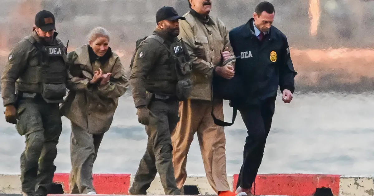 VIDEO ⟩ Maduro viidi New Yorki kinnimajast kohtu ette