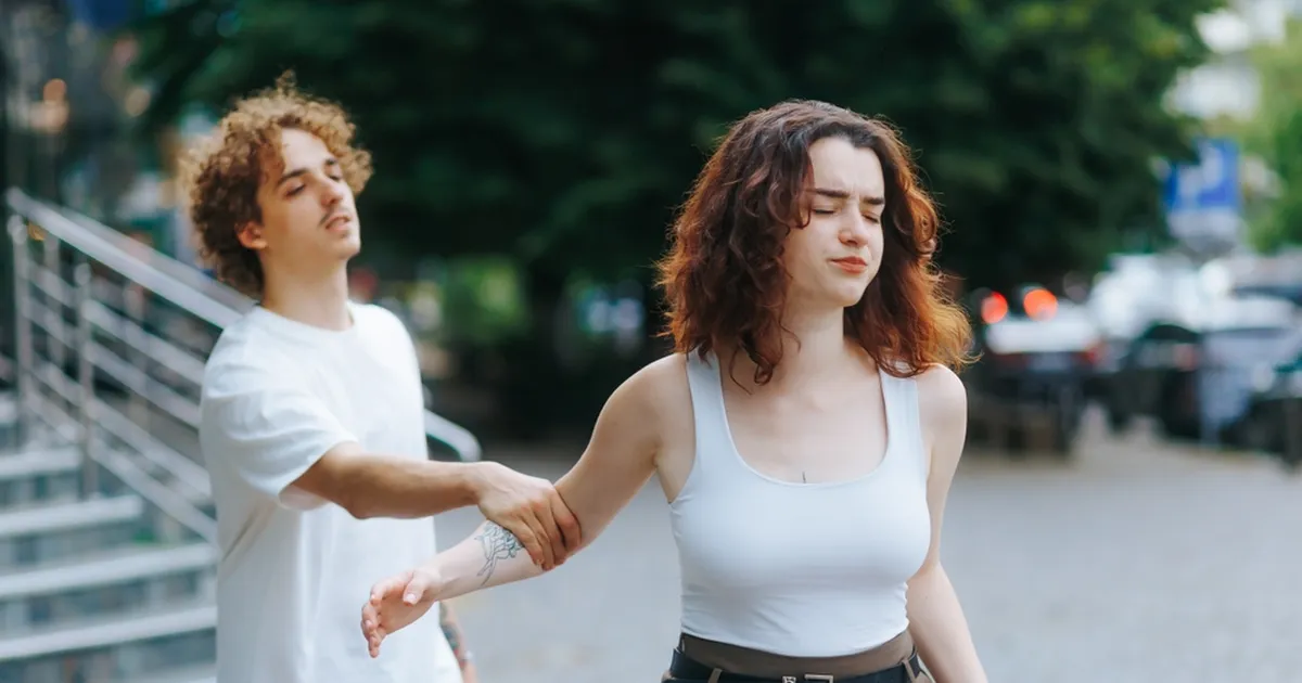 Kolm asja, mida emotsionaalselt küpsed inimesed vesteldes alati teevad