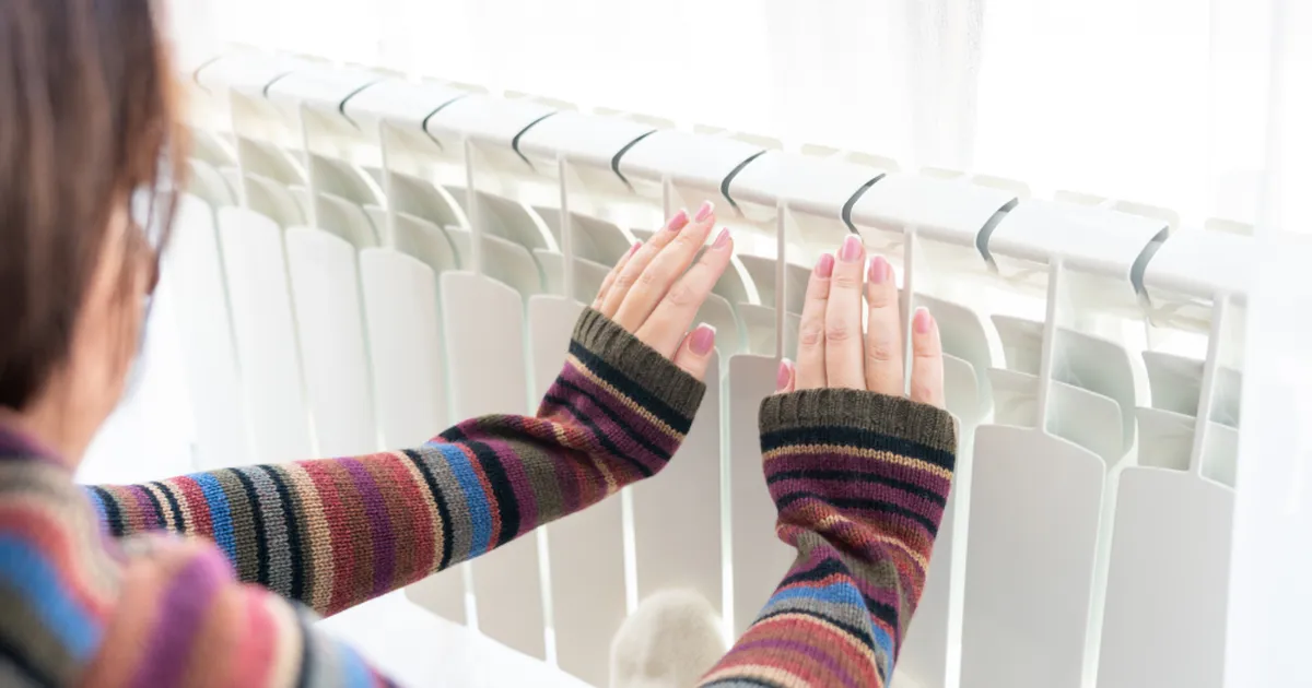 Üllatav põhjus, miks sa peaksid asetama veekausi radiaatori lähedale – ja seda eriti jaanuaris