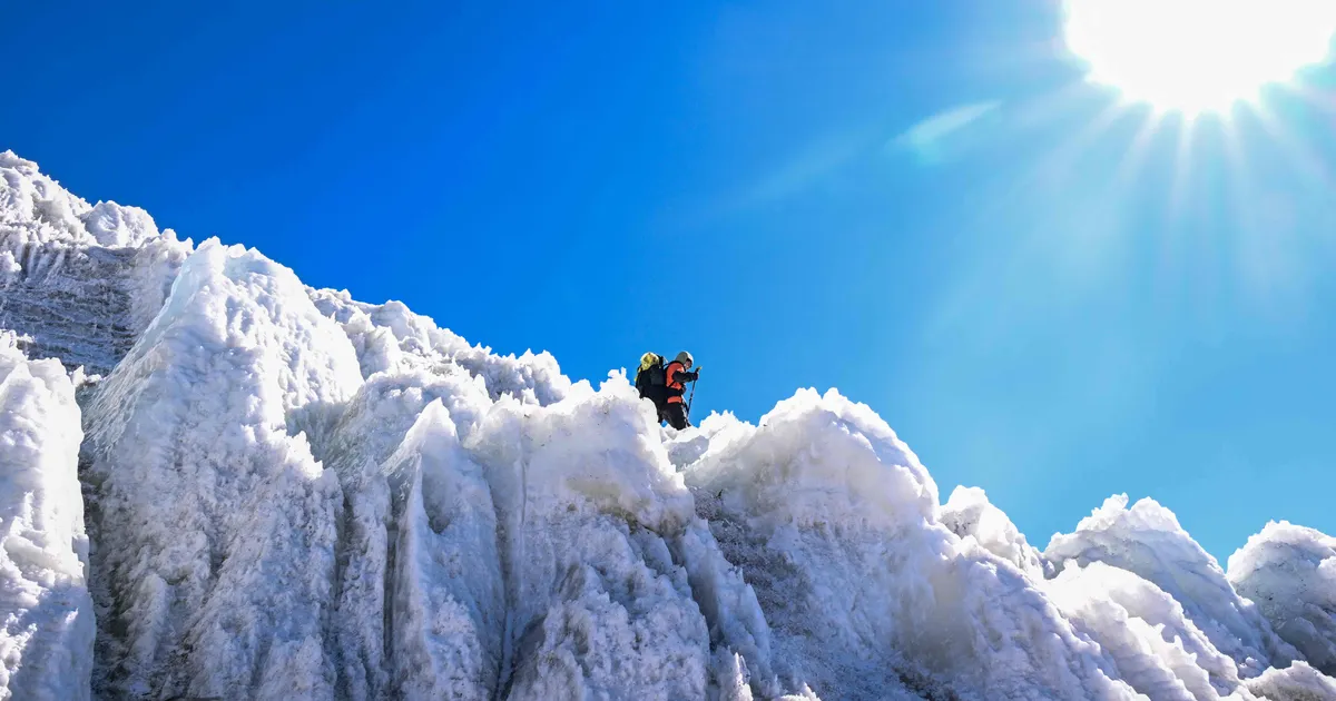 Muidu liustikud maailmas sulavad – see aga kasvab!