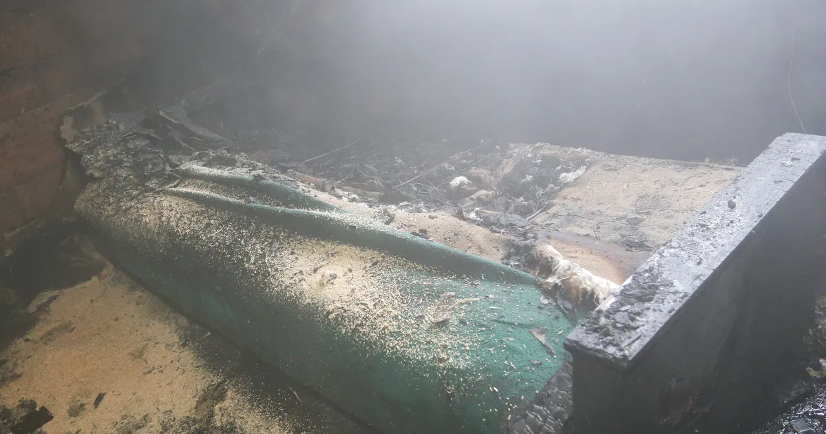 Lapse laadima pandud kõlar tekitas korteris tulekahju