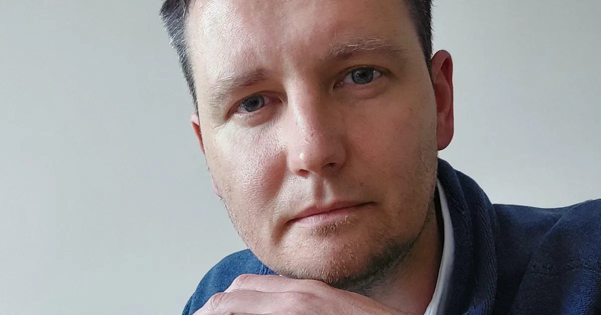 INTERVJUU KIRJANIKUGA ⟩ Aldis Bukšs: raamatud saabuvad me ellu täpselt õigel hetkel – ei varem ega hiljem