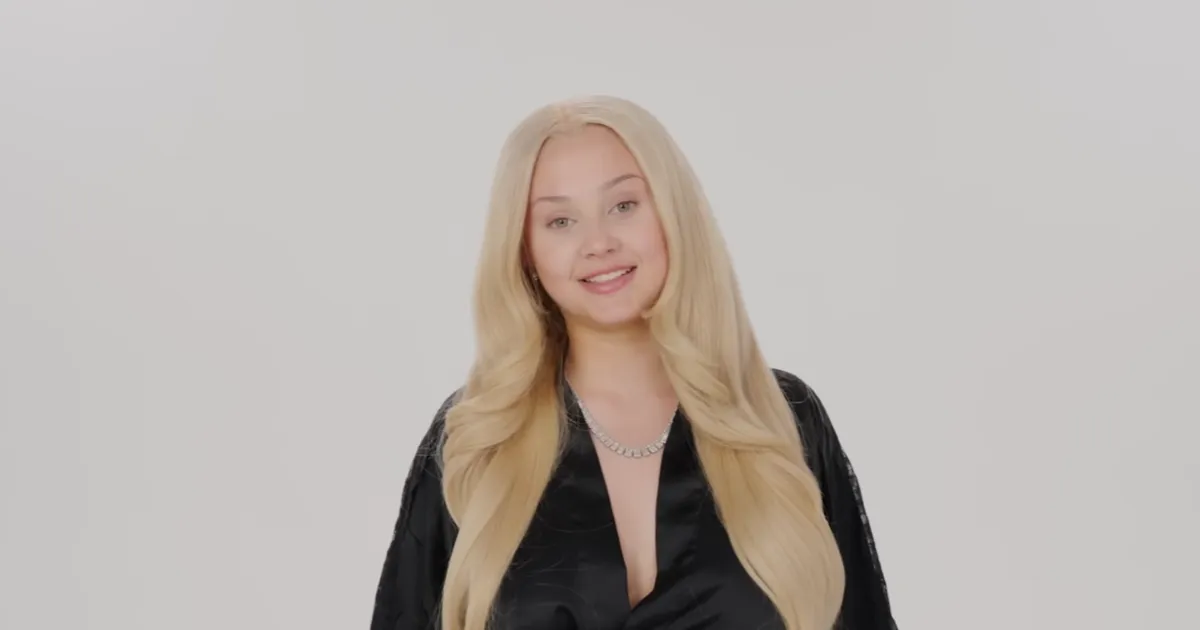 «KAS ISSI OSTIS?» ⟩ Blink-182 trummari tütar tõmbas selga seksika pesukomplekti