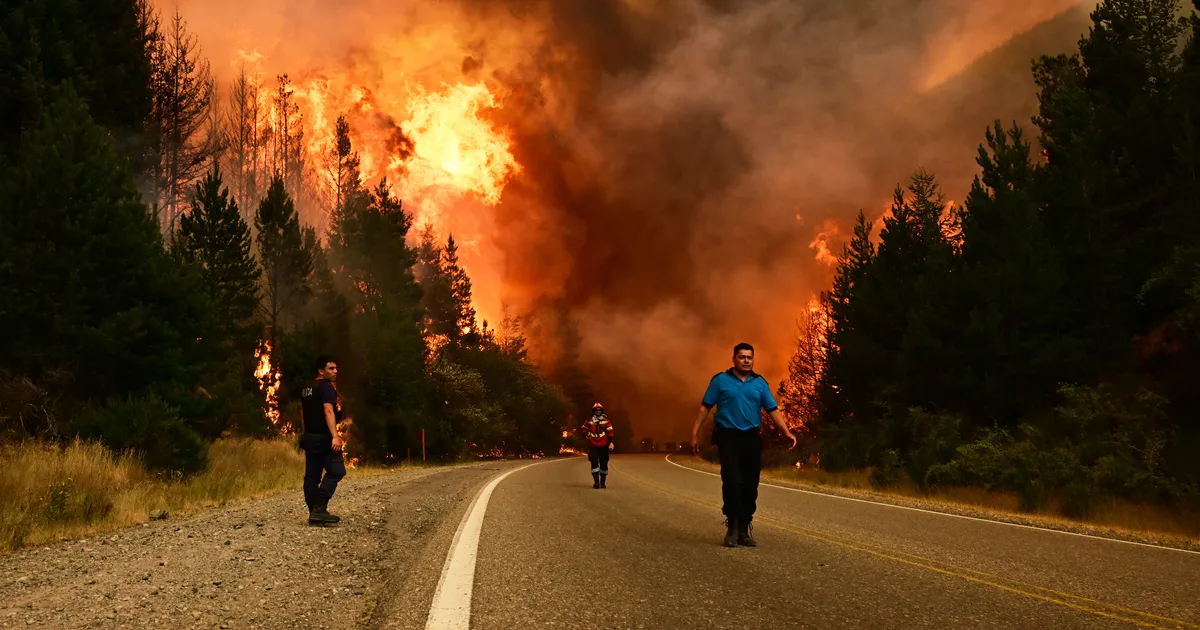 Argentinas tuhandeid turiste evakueerima sundinud maastikupõleng levib kontrollimatult