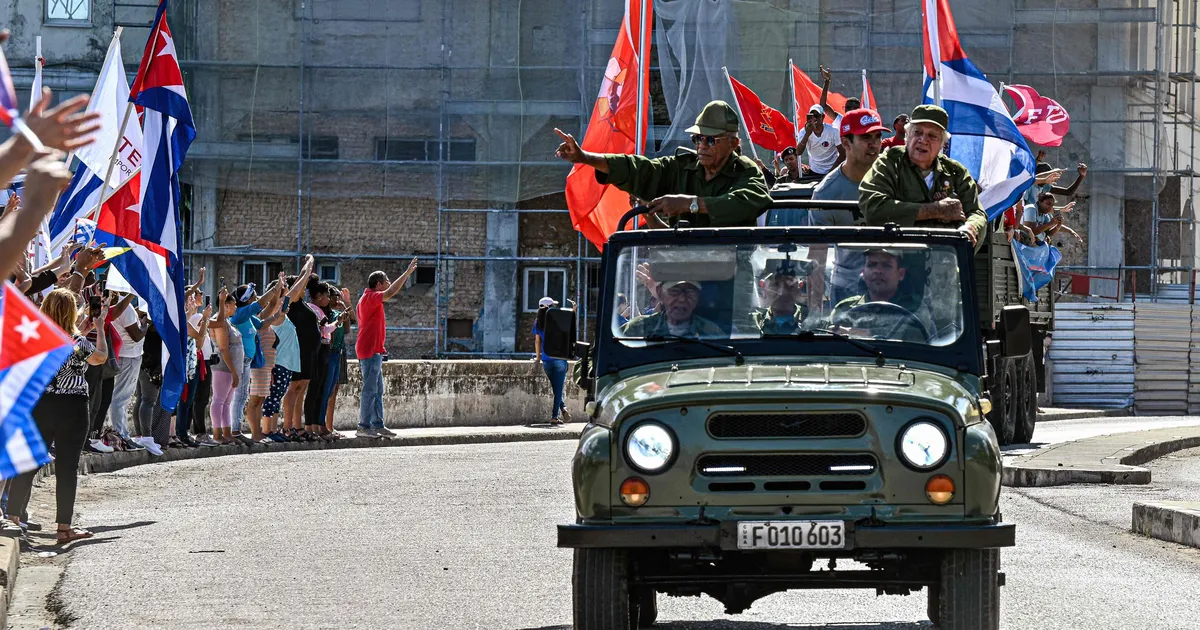 KESKPÄEVATUND ⟩ Eesti aitab Kuuba kommunistidel oma rahvast veelgi tõhusamalt represseerida