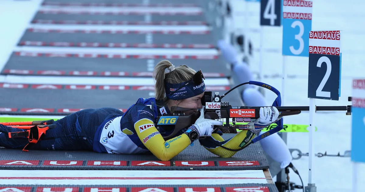 VIDEO ⟩ Rootsi laskesuusatäht sattus võistluse ajal sekeldusse