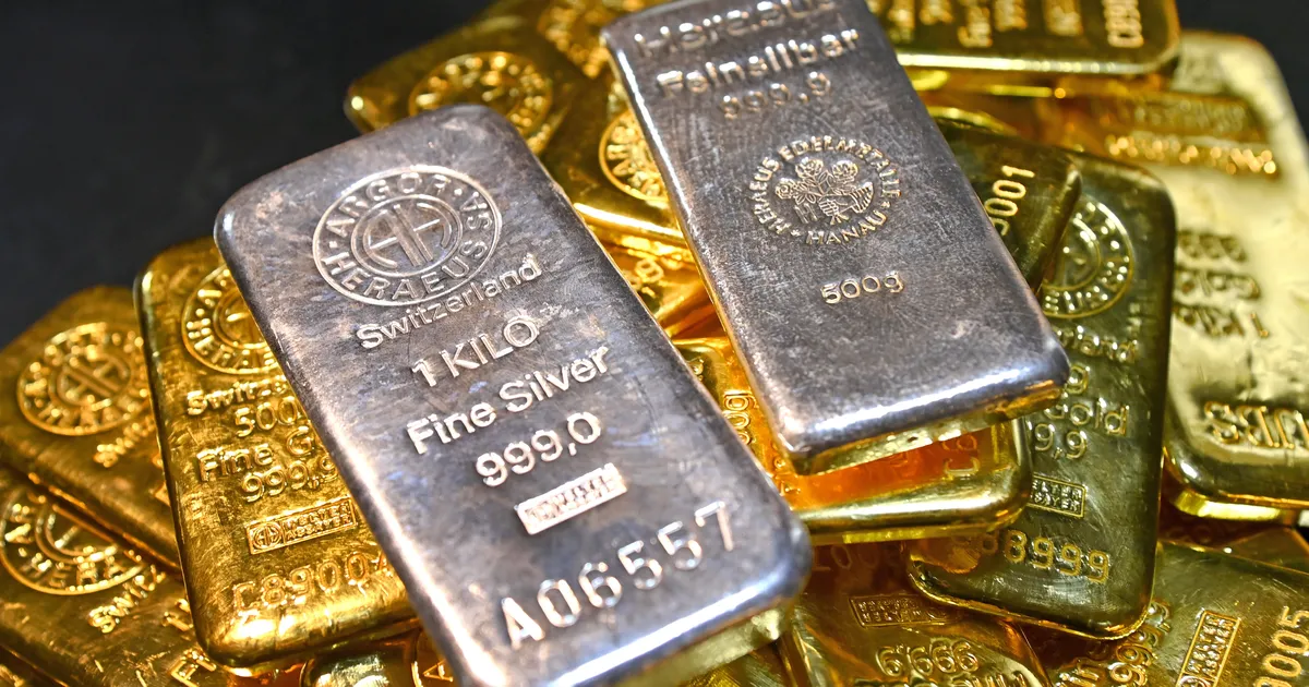 Veidi odavam dollar lõi metallid särama, rekord ajab rekordit taga