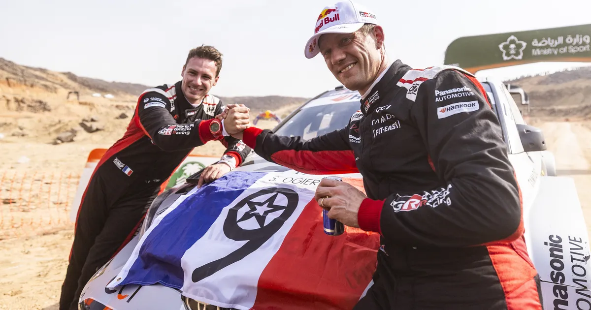 VIDEO ⟩ Mitmekordne maailmameister sõitis uue autoga vastu betoonplokki