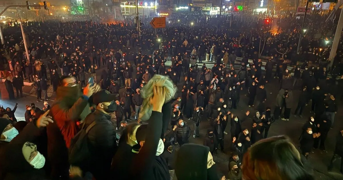 ÜLEVAADE ⟩ Meeleavaldajaid tappev Iraani režiim kardab vaid Trumpi