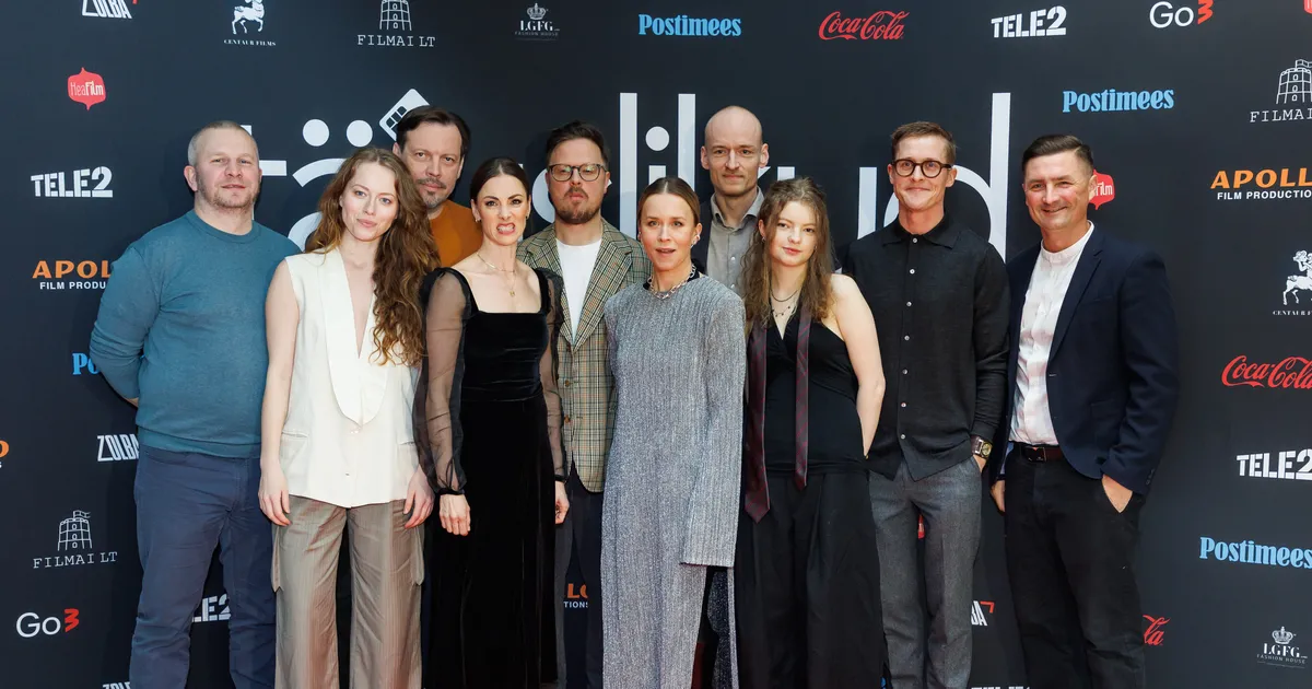 GALERII ⟩ Staarid kinos! Uue Eesti suhtekomöödia esilinastus tõi kohale koorekihi