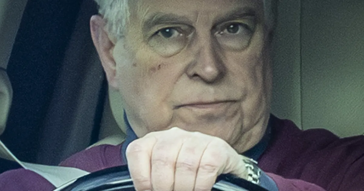 MUST RAHA? ⟩ Tiitli kaotanud prints Andrew kinnisvaratehing on suure kahtluse all