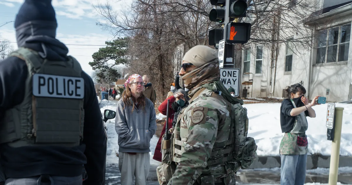 MAHA LASTUD RENEE GOOD OLI ÜKS NEIST ⟩ New York Post: USA koduperenaiste uus «hobi» on tümitada immigratsiooniametnikke