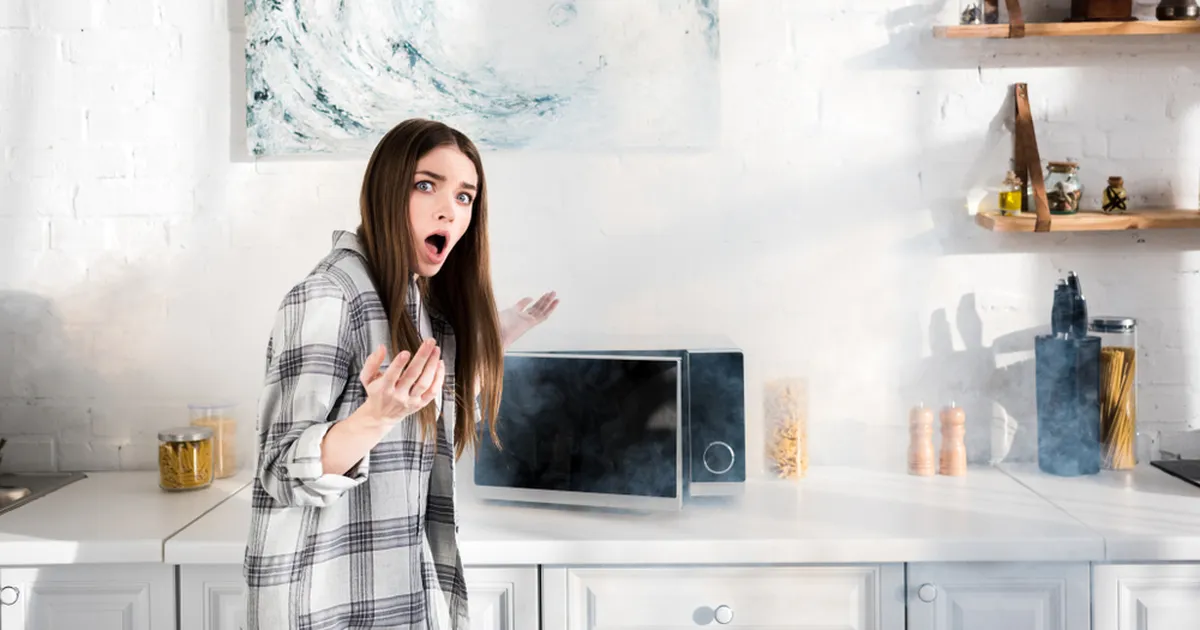 UNUSTA ÄRA ⟩ Neid asju ei tohiks mikrolaineahjus soojendada