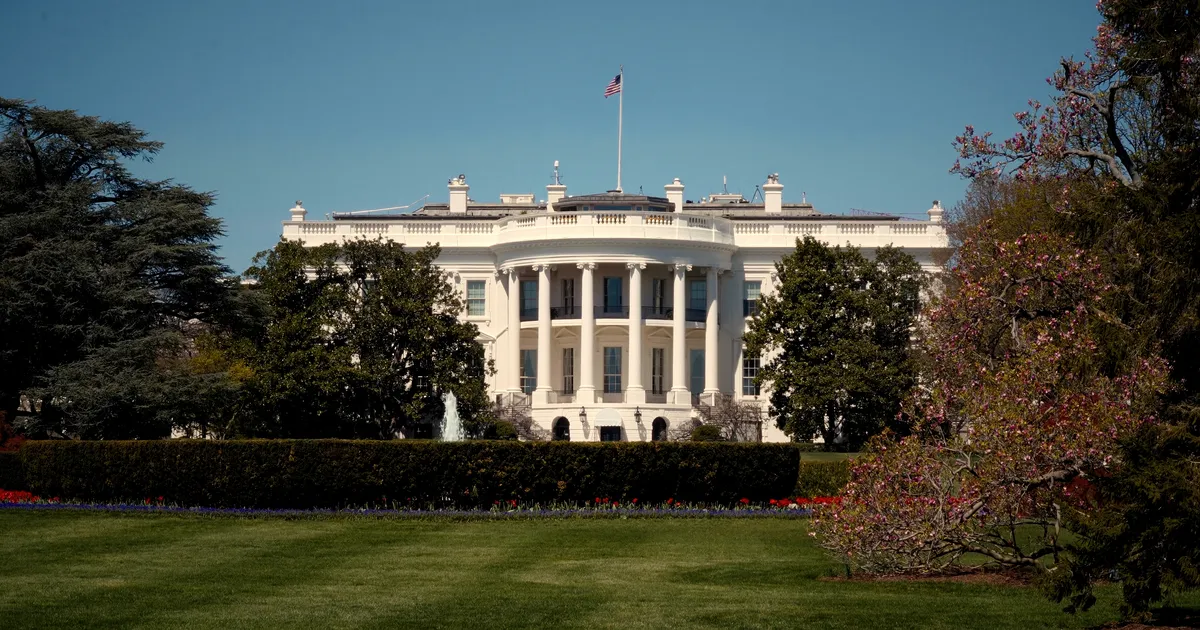 Valge Maja avaldas veidra pildi: «Mis suunas, Gröönimaa?»