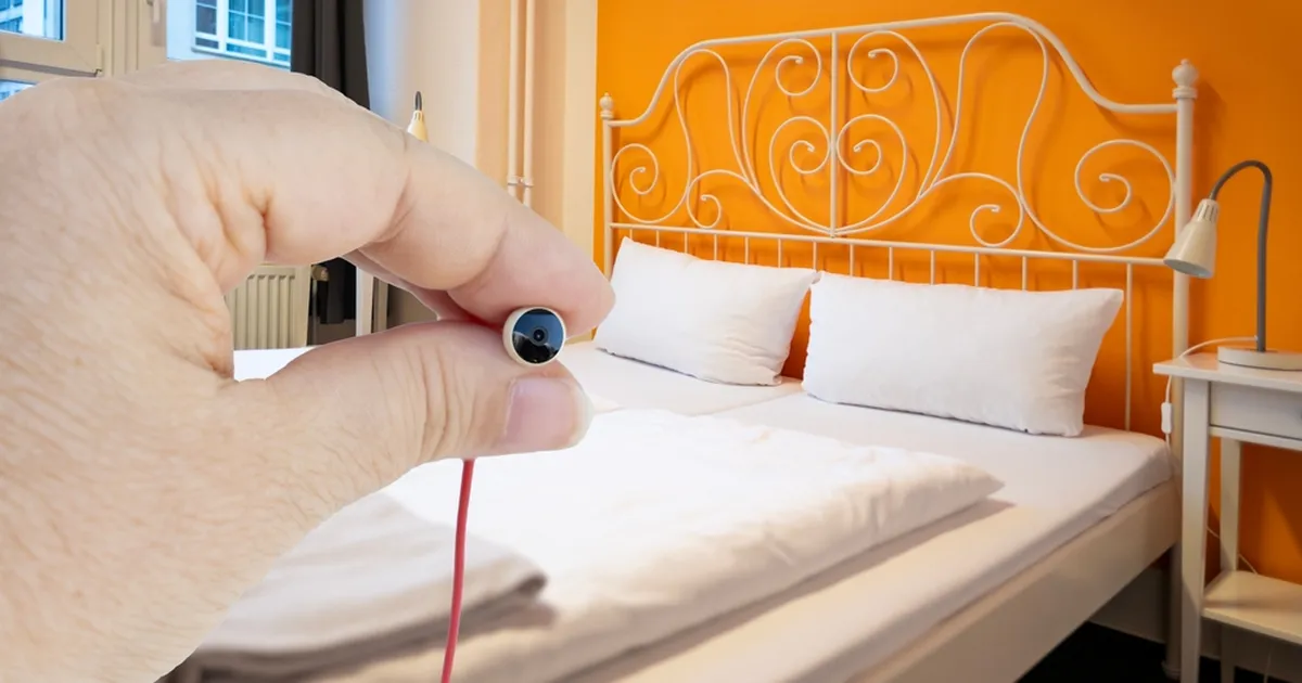 PIME HIRM ⟩ Noor ema avastas kodus peidetud kaamerad: kui need kadusid, pidasin end alguses hulluks